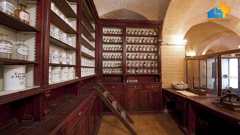 اولین داروخانه شبانه روزی ایران در کدام شهر تاسیس شد؟