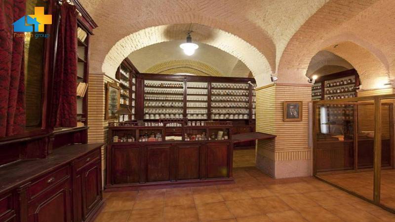 اولین داروخانه شبانه‌ روزی ایران در کدام شهر تأسیس شد؟