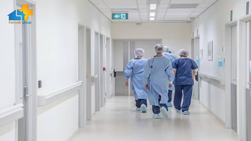 همکاری با مجموعه فامیاب در خرید و فروش سهام داروخانه و مراکز درمانی